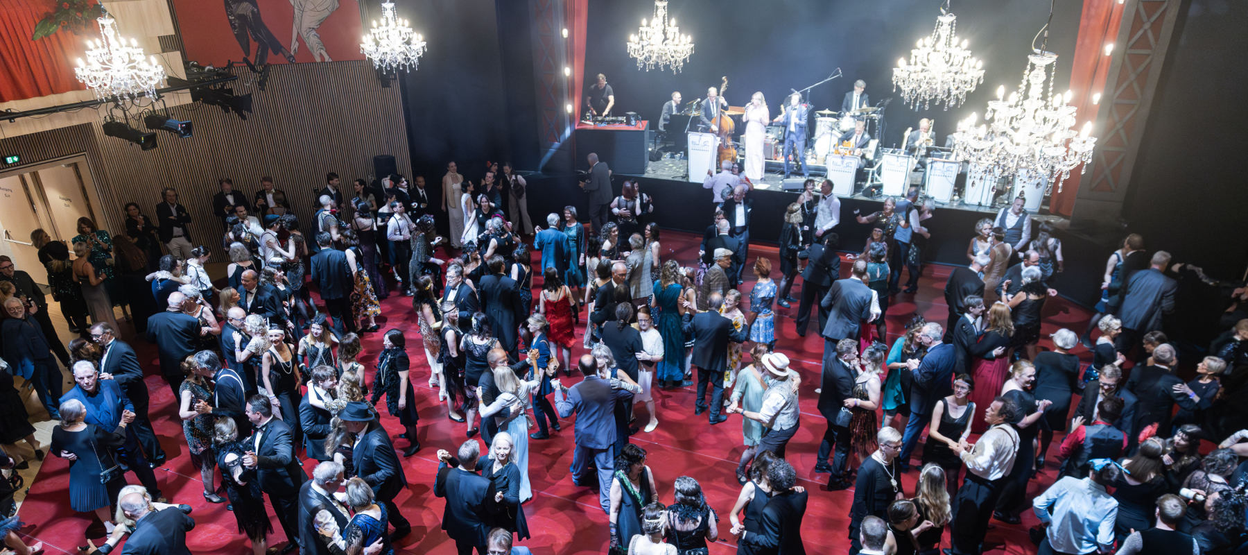 Theaterball